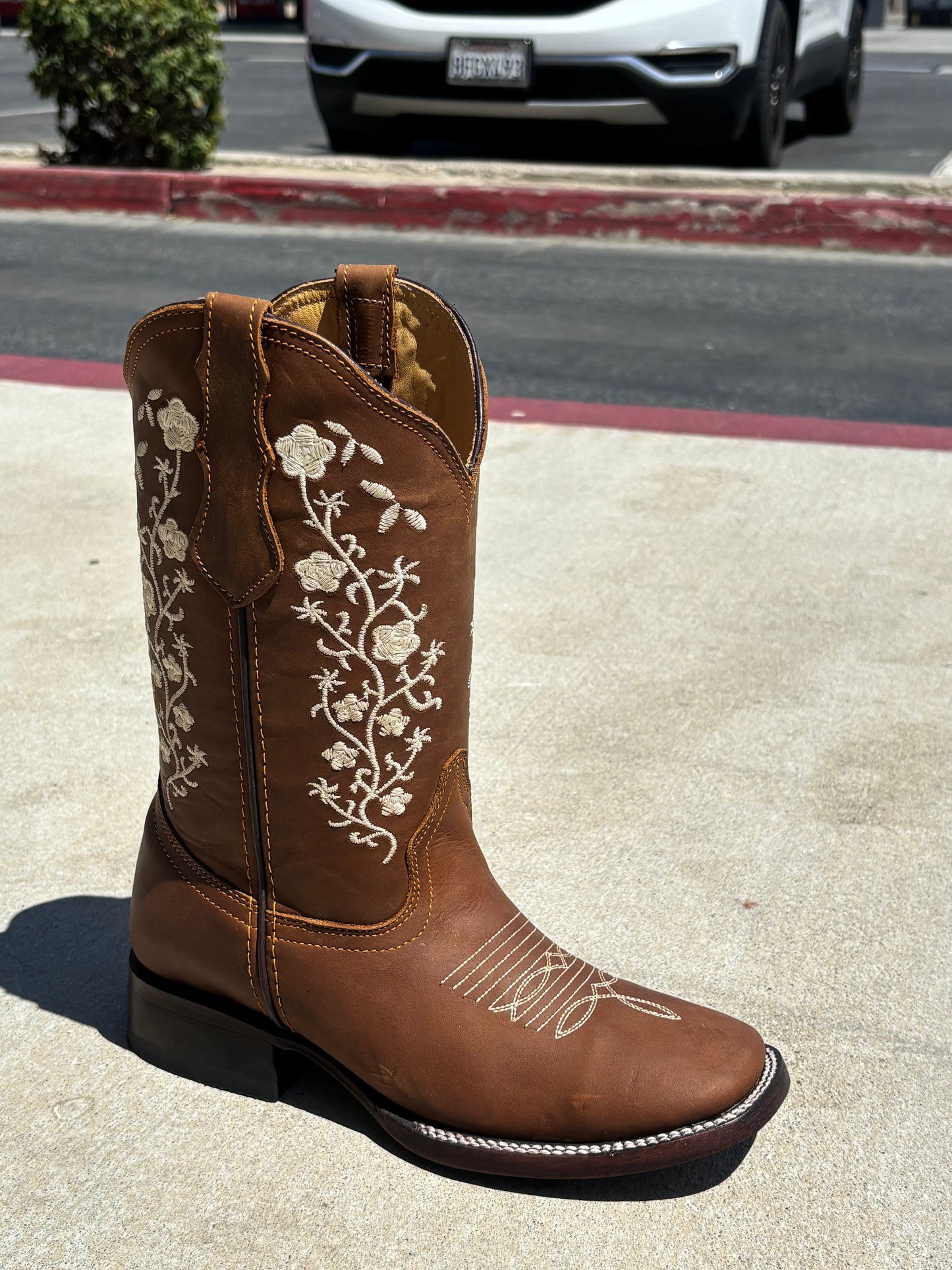 Stephy Boots Coqueta Color Tan Women's Boot