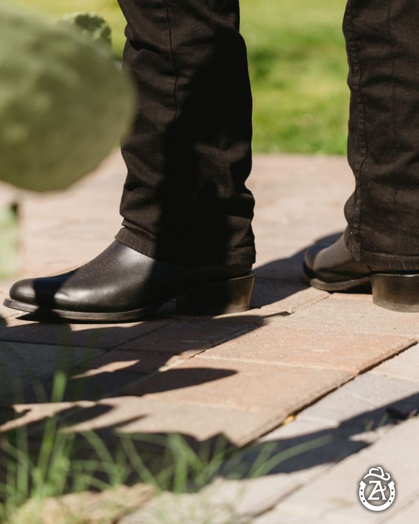 Ringo Oval Black Boots by Denver Western