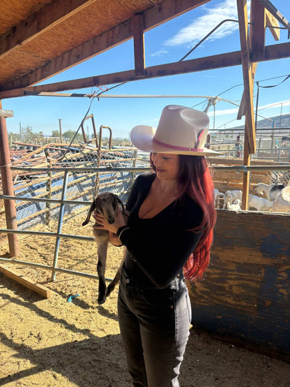 Sombrero Edición Rosita x Virgen De Guadalupe